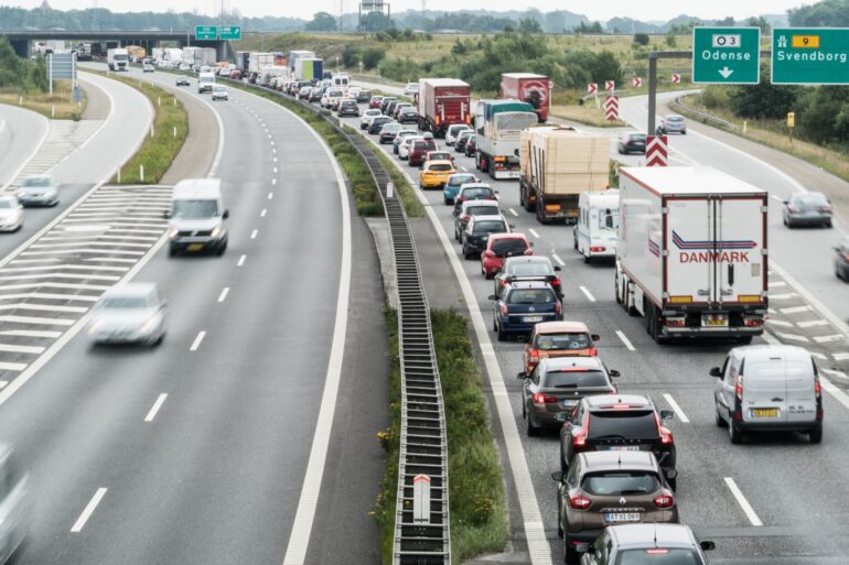 SR-Beitrag-KW07-stau